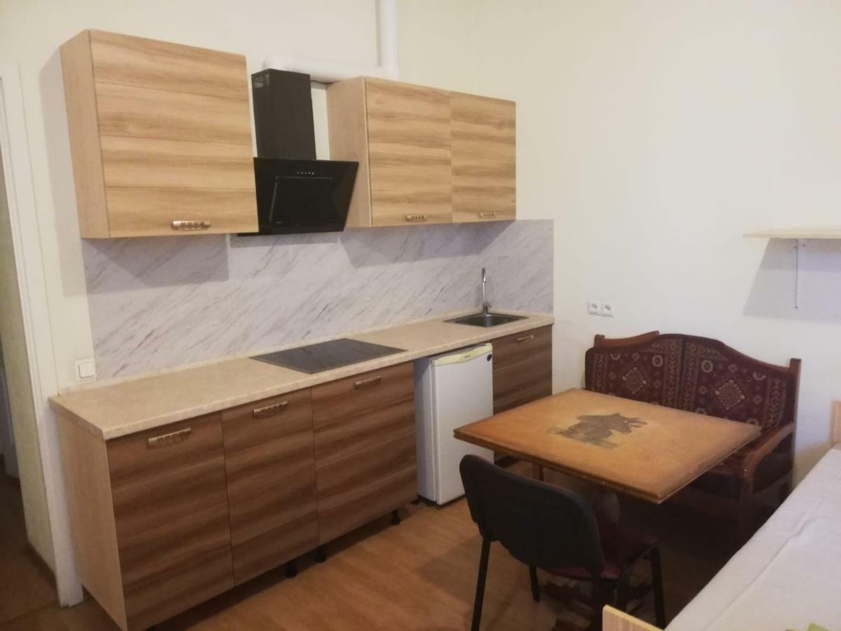 Cheap & Good Apartments Рига Стая снимка